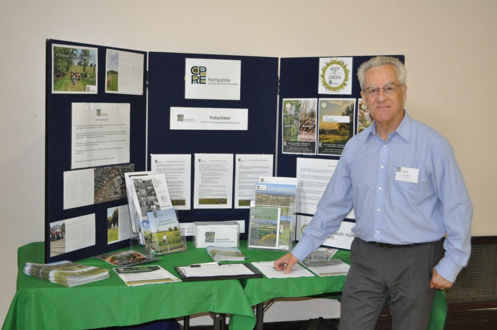Volunteer Bob Wren